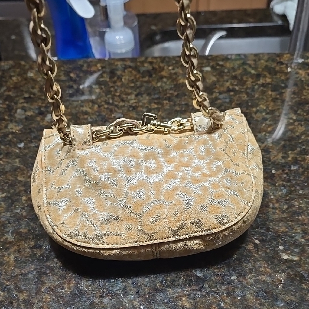 Mulberry Mini Lily Elegant Tan and Gold Crossbody Chain Bag - Picture 12 of 12
